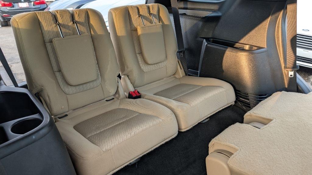 Ford Explorer Base 4WD 2017