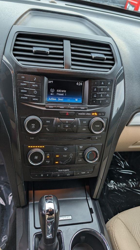 Ford Explorer Base 4WD 2017