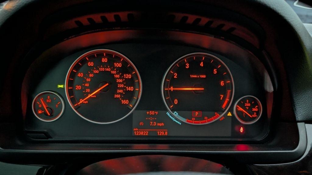 BMW 5-Series 528i xDrive 2013