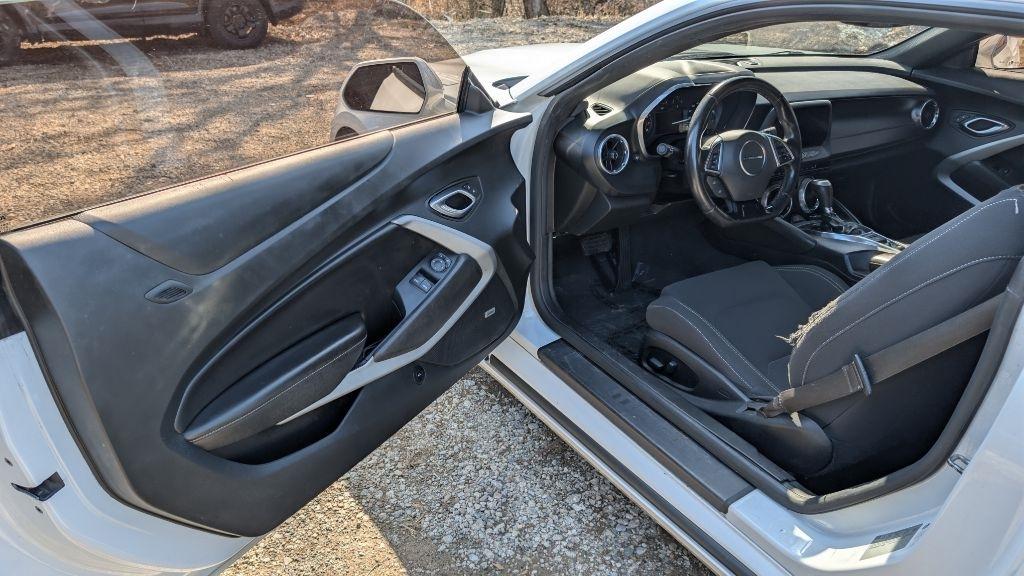 Chevrolet Camaro 1LT Coupe 8A 2018