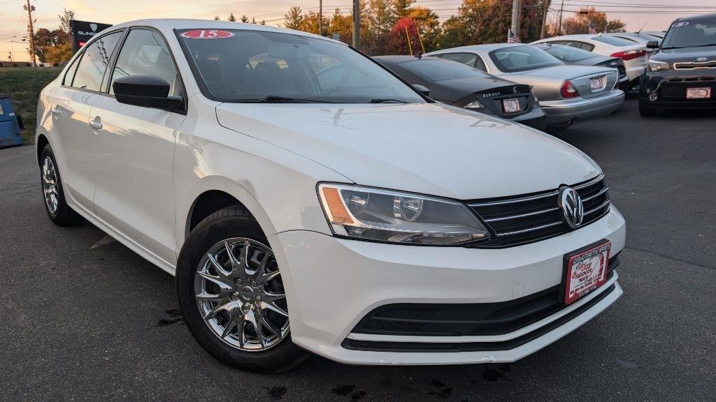Volkswagen Jetta S 6A 2015