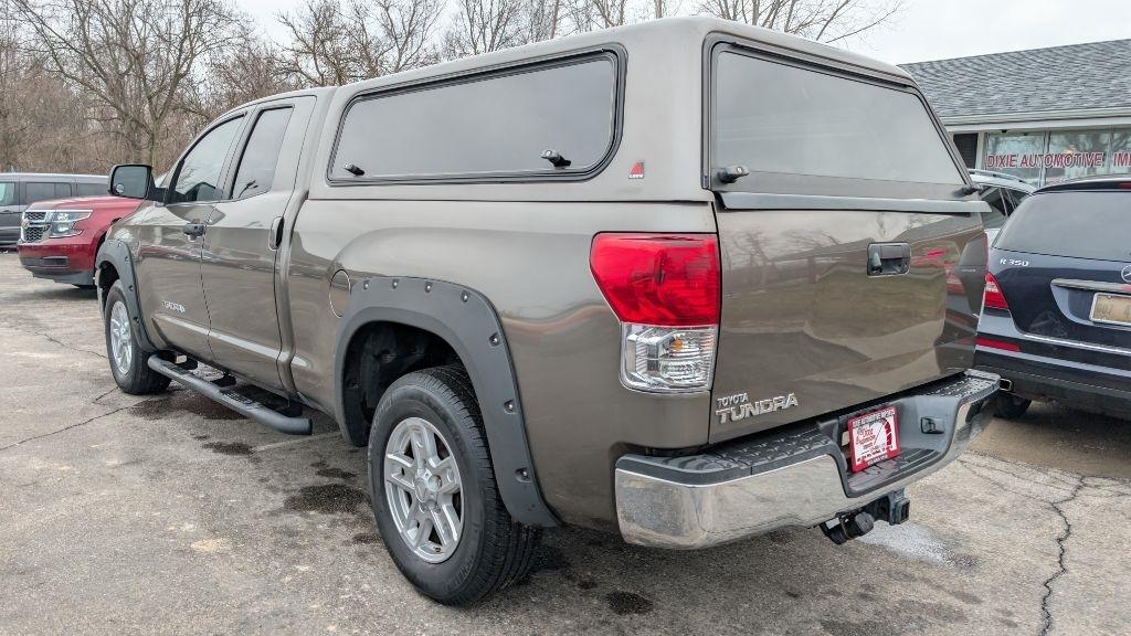 Toyota Tundra Tundra-Grade Double Cab 4.6L 2WD 2013