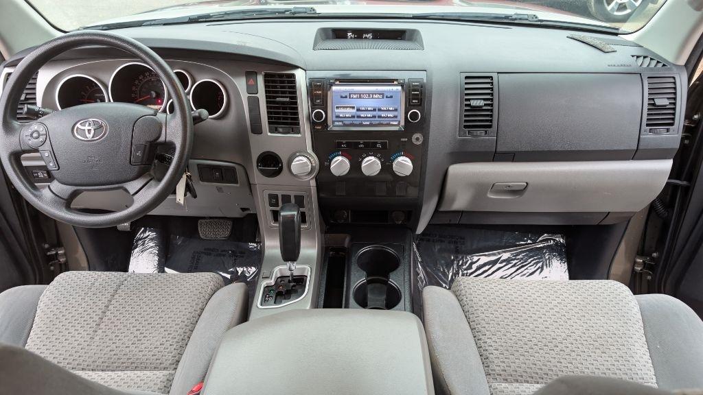 Toyota Tundra Tundra-Grade Double Cab 4.6L 2WD 2013