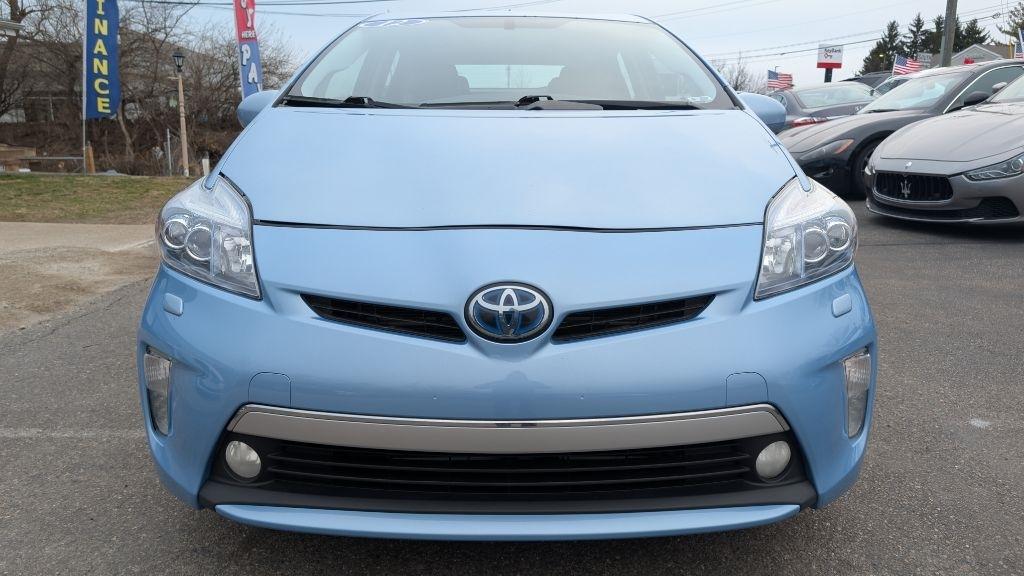 Toyota Prius Plug-In 2012