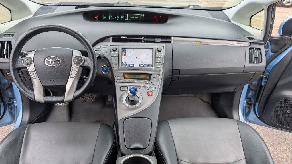 Toyota Prius Plug-In 2012