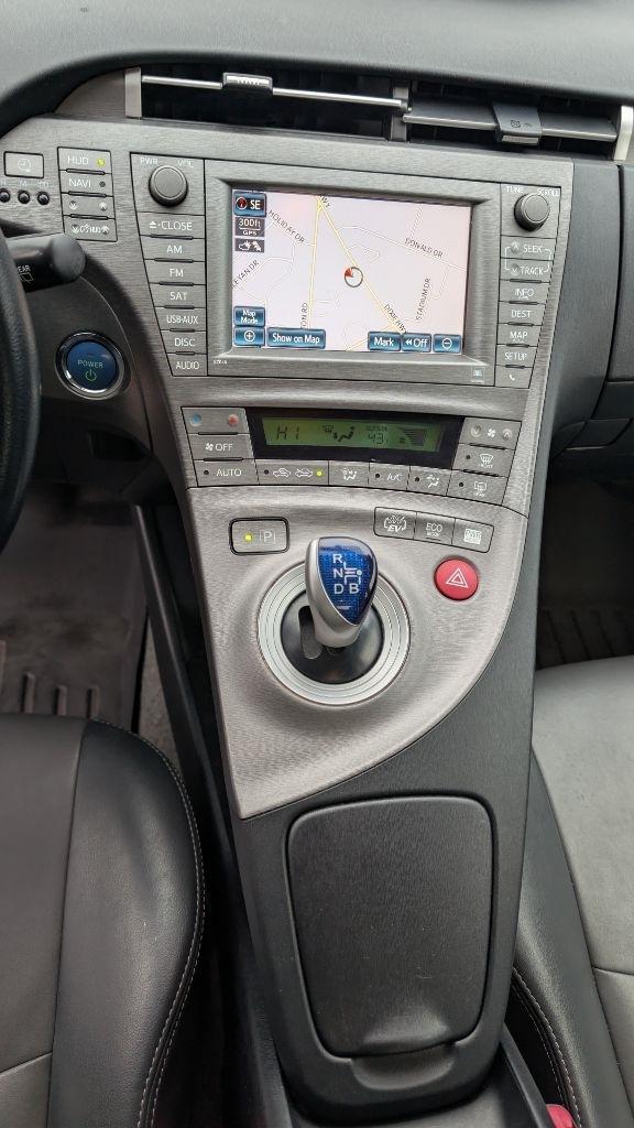 Toyota Prius Plug-In 2012