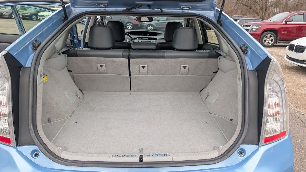 Toyota Prius Plug-In 2012