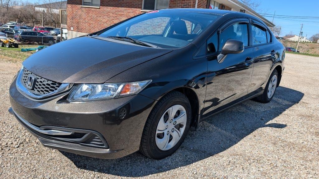 Honda Civic LX Sedan 5-Speed AT 2013