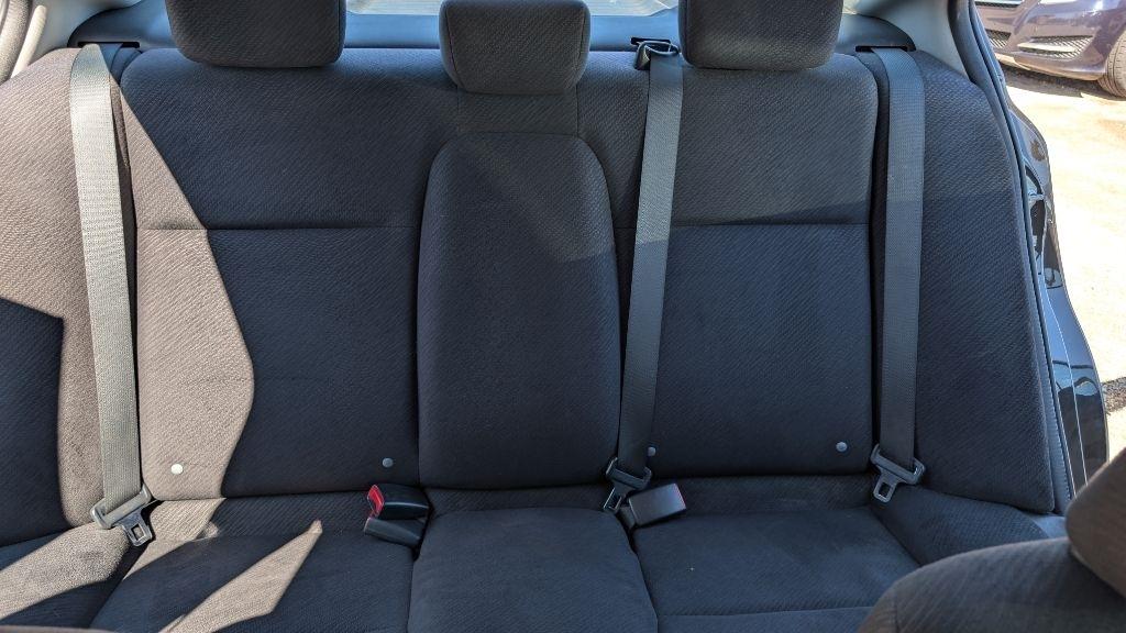 Honda Civic LX Sedan 5-Speed AT 2013