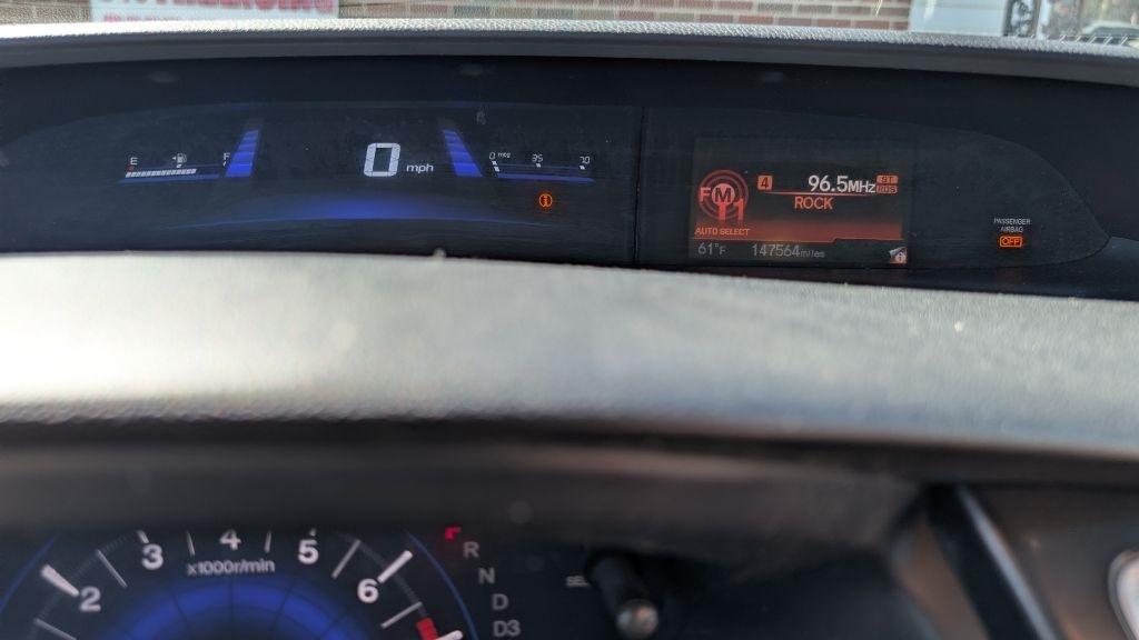 Honda Civic LX Sedan 5-Speed AT 2013