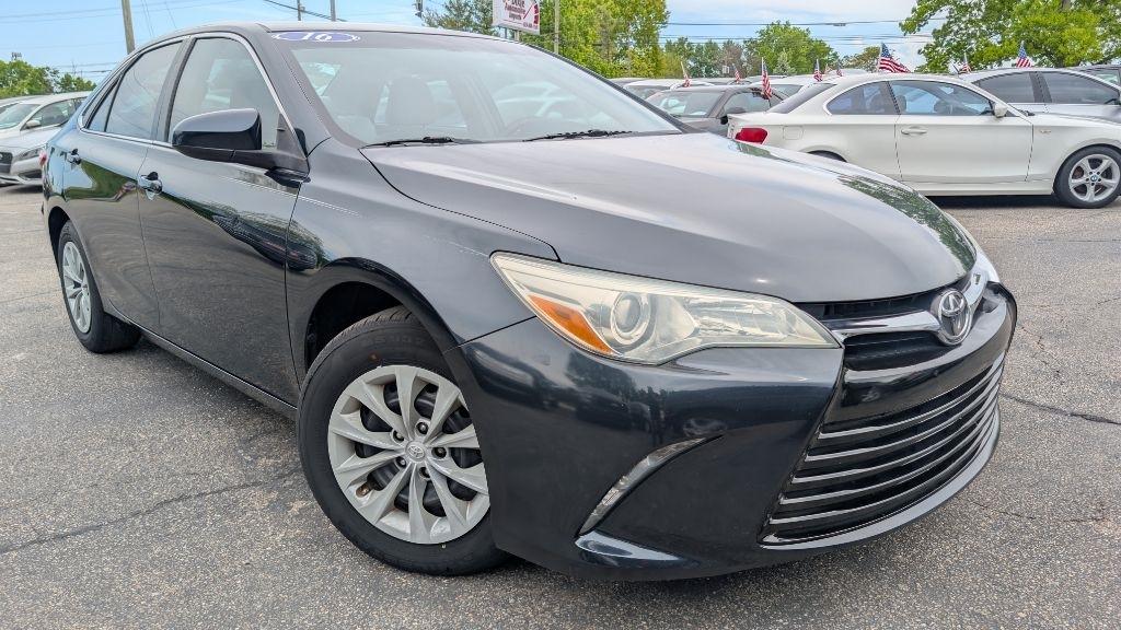 Toyota Camry LE 2016