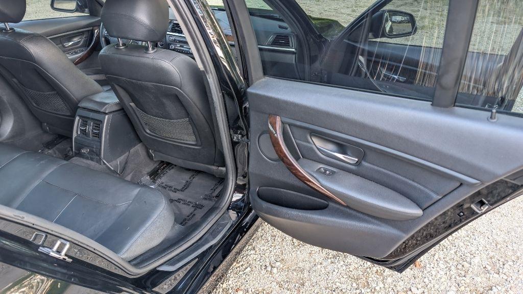 BMW 3-Series 328i Sedan 2015