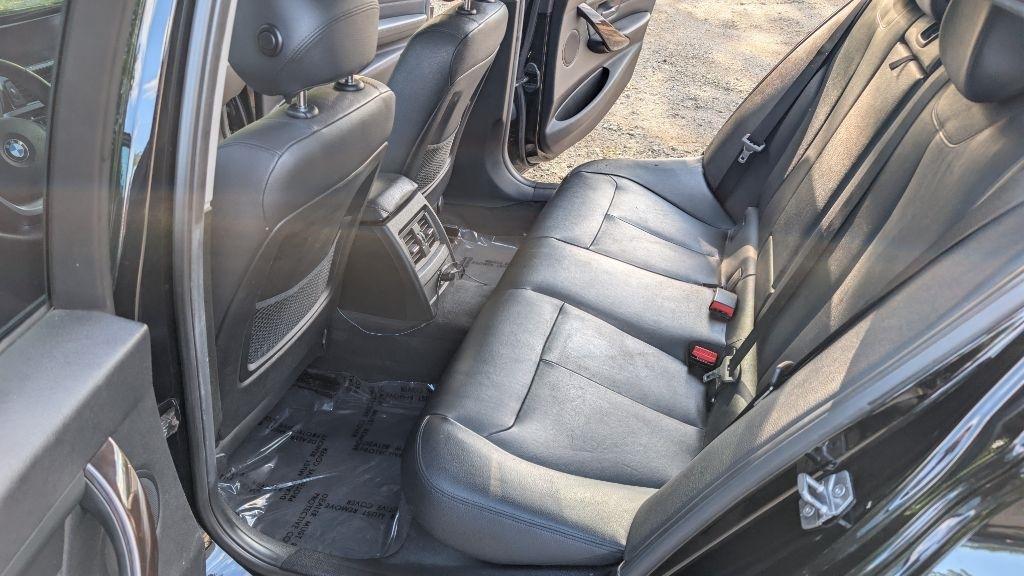 BMW 3-Series 328i Sedan 2015