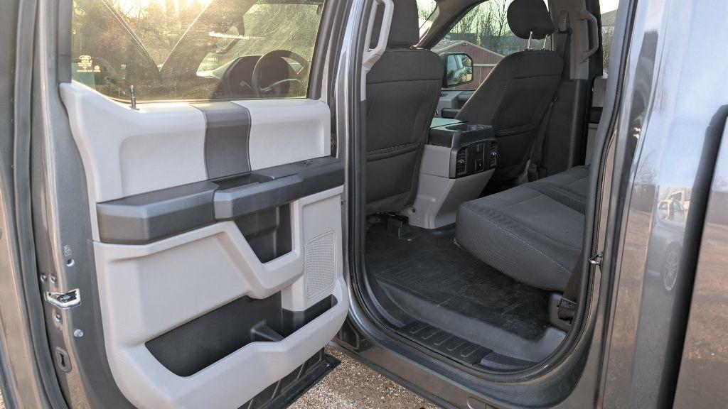 Ford F-150 XL SuperCrew 5.5-ft. Bed 4WD 2018