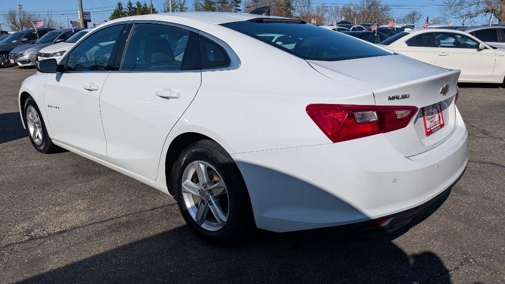 Chevrolet Malibu 1FL 2021