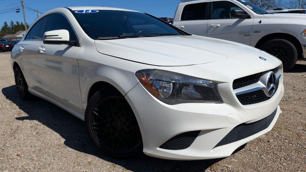 Mercedes-Benz CLA-Class CLA250 4MATIC 2014