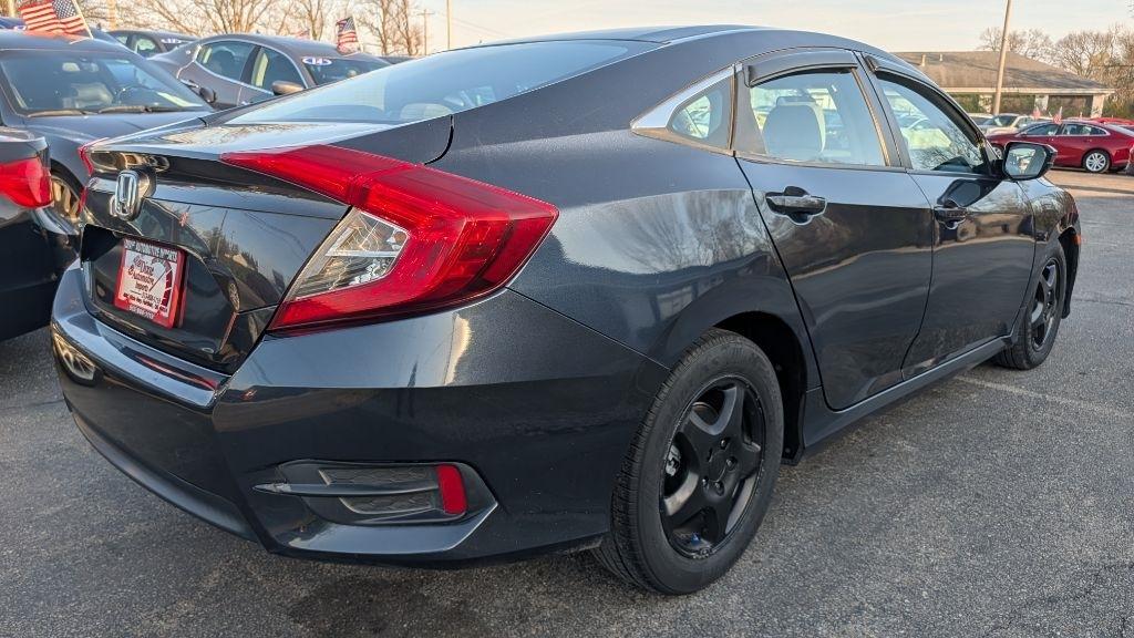 Honda Civic LX Sedan CVT 2016