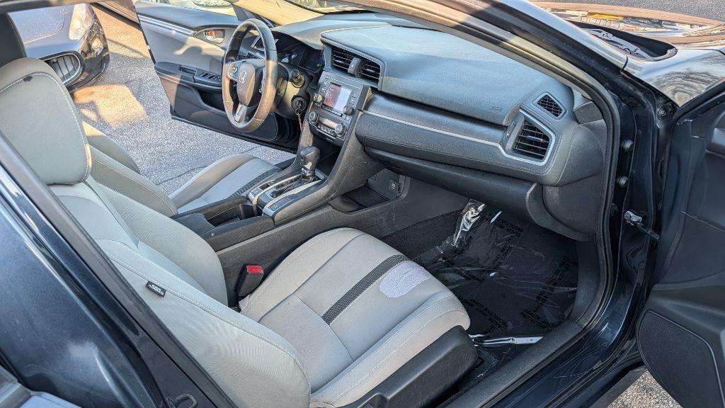 Honda Civic LX Sedan CVT 2016