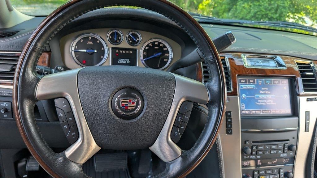 Cadillac Escalade ESV AWD Platinum 2014