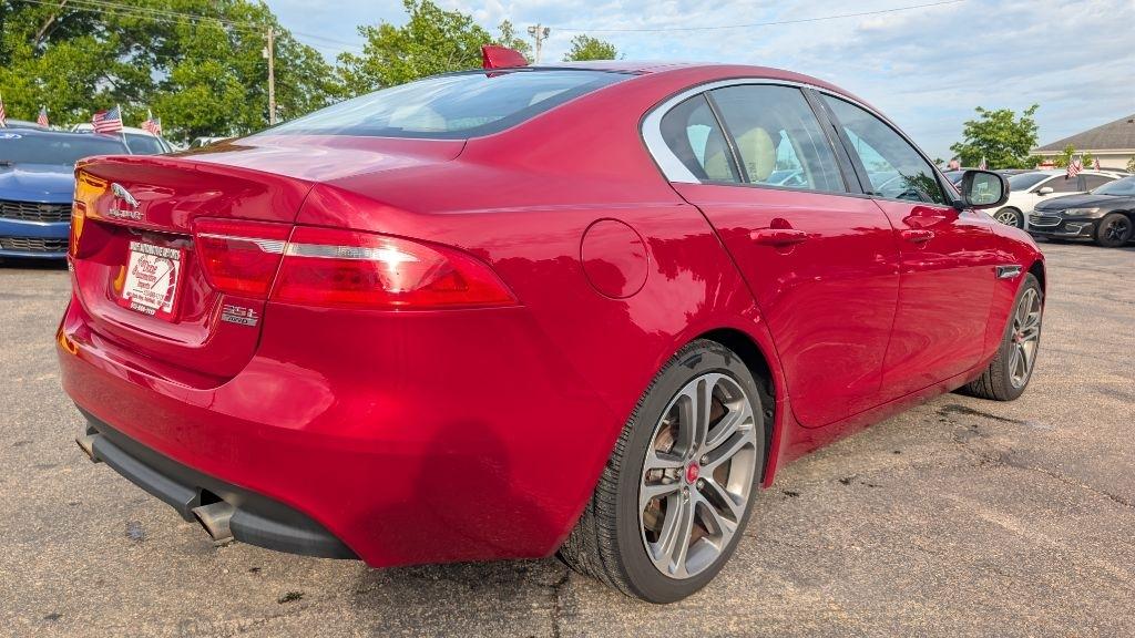Jaguar XE 35t Premium AWD 2017