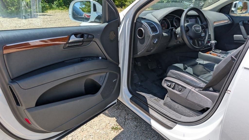 Audi Q7 3.0T Premium Plus quattro 2015