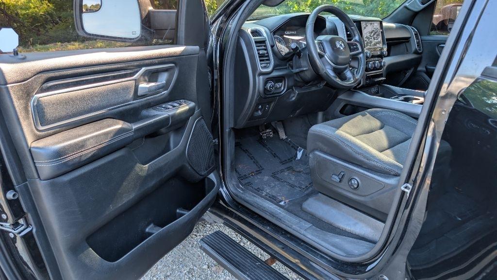 RAM 1500 Big Horn Crew Cab SWB 4WD 2019