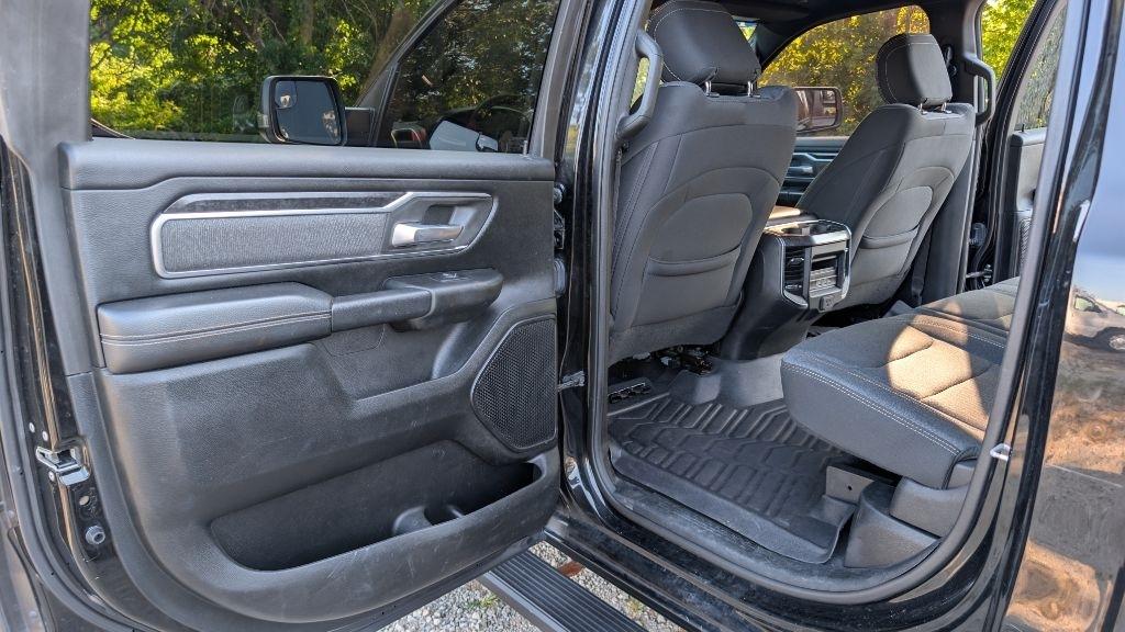 RAM 1500 Big Horn Crew Cab SWB 4WD 2019