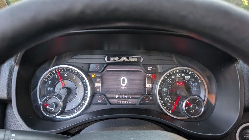 RAM 1500 Big Horn Crew Cab SWB 4WD 2019