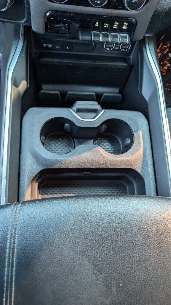 RAM 1500 Big Horn Crew Cab SWB 4WD 2019