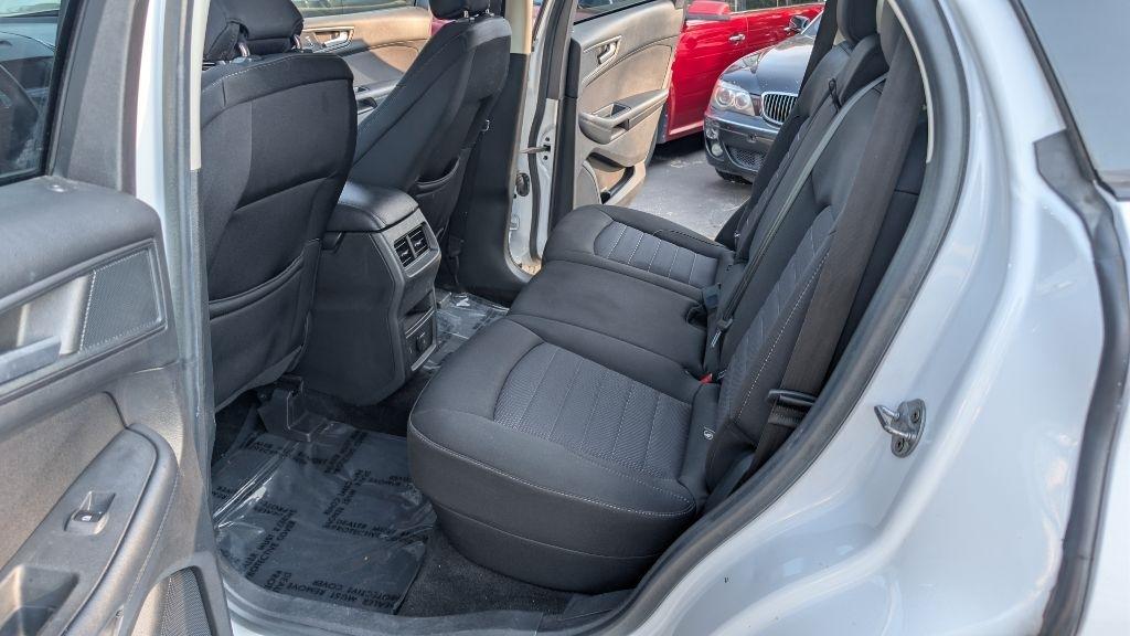 Ford Edge SE FWD 2018