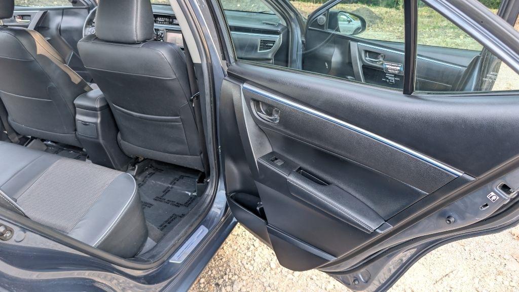 Toyota Corolla LE CVT 2015