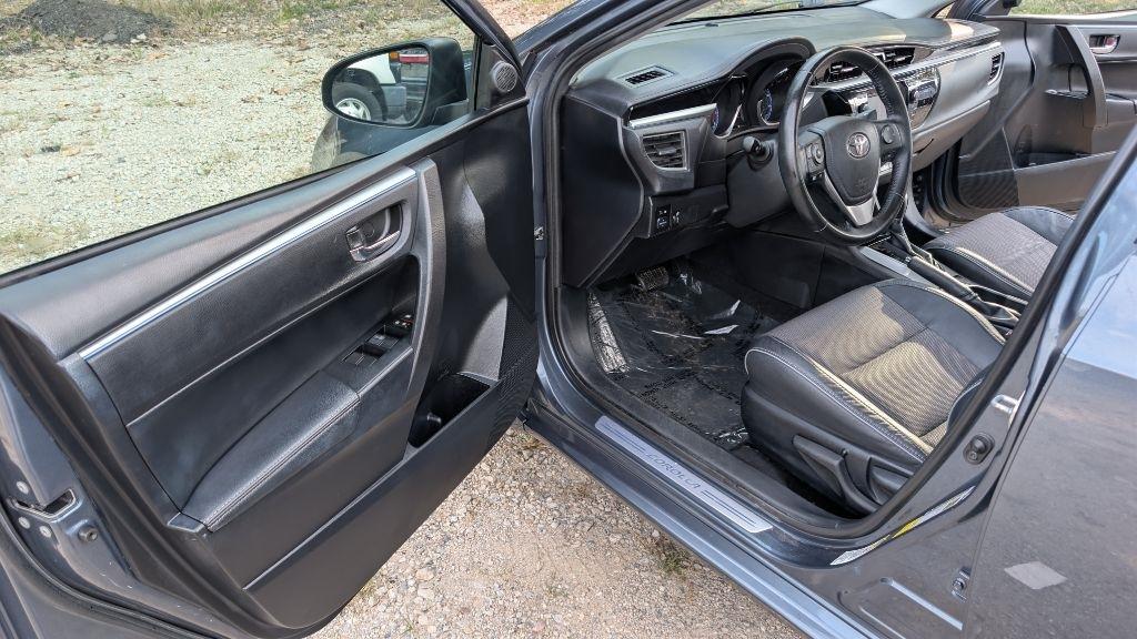 Toyota Corolla LE CVT 2015