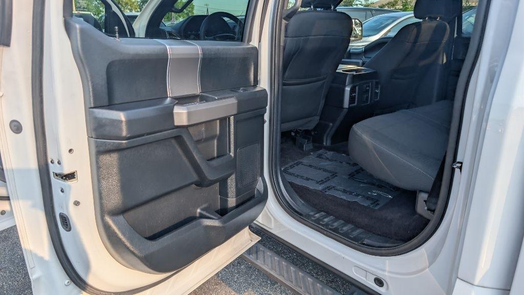 Ford F-150 XL SuperCrew 5.5-ft. Bed 4WD 2016