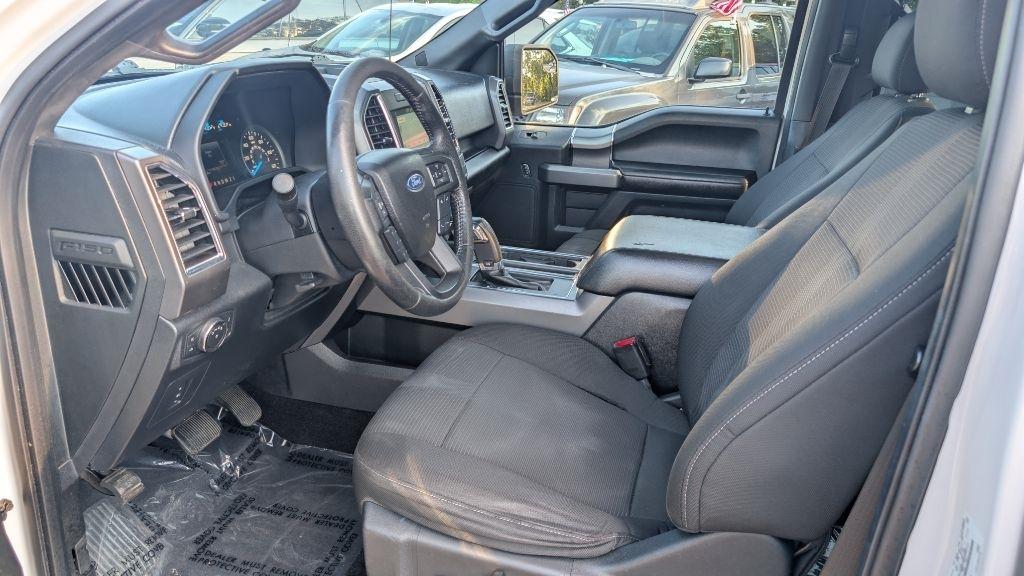Ford F-150 XL SuperCrew 5.5-ft. Bed 4WD 2016