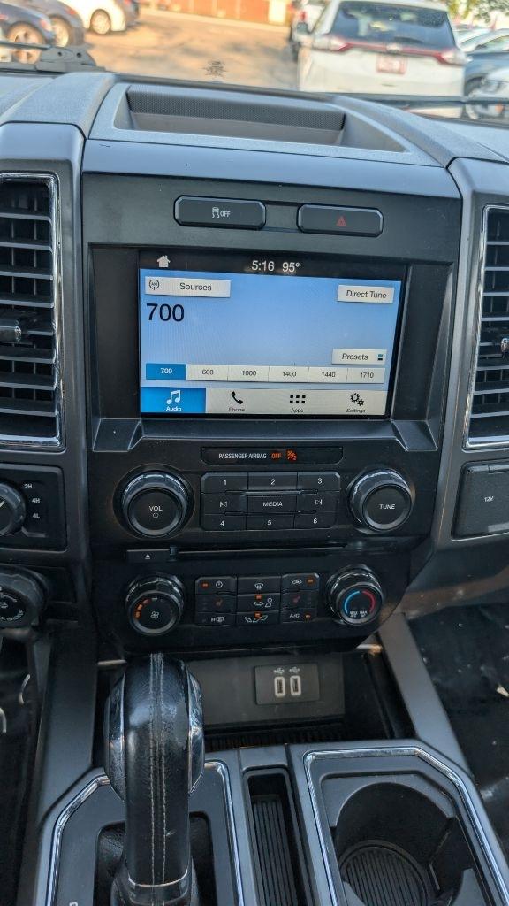 Ford F-150 XL SuperCrew 5.5-ft. Bed 4WD 2016
