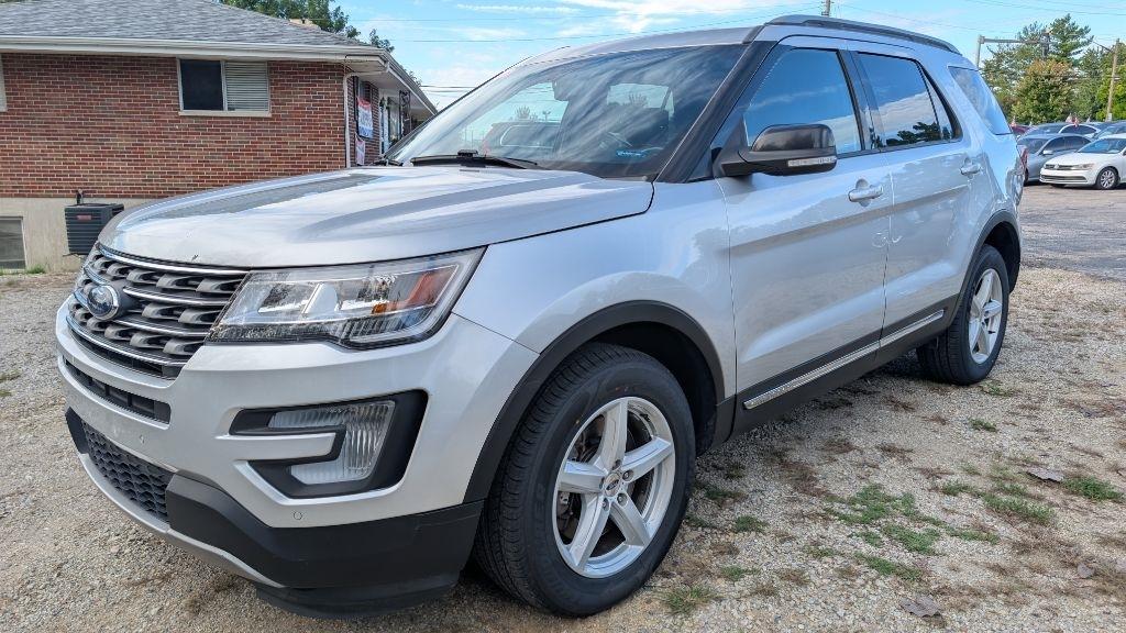 Ford Explorer XLT 4WD 2017