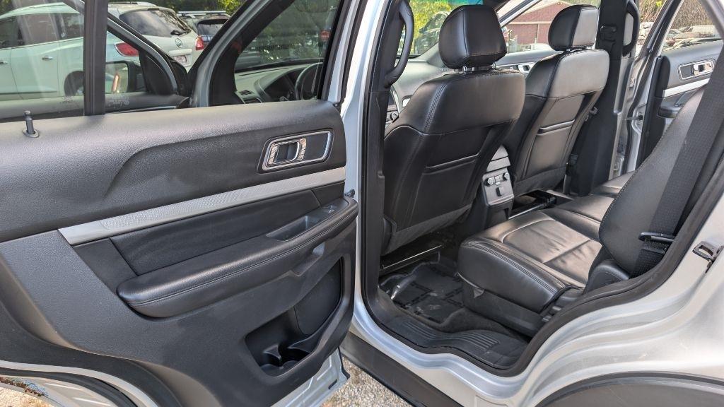 Ford Explorer XLT 4WD 2017