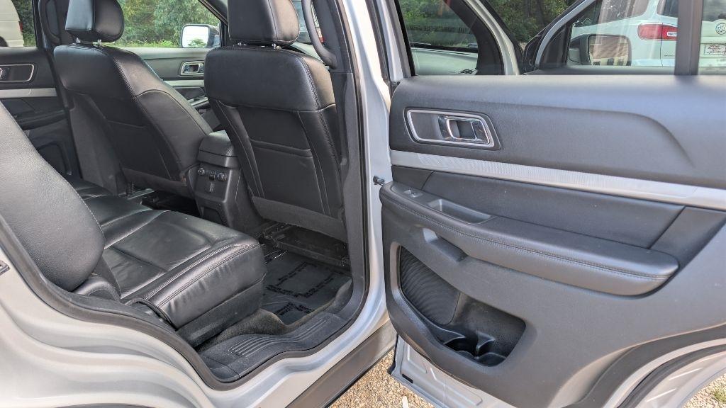 Ford Explorer XLT 4WD 2017