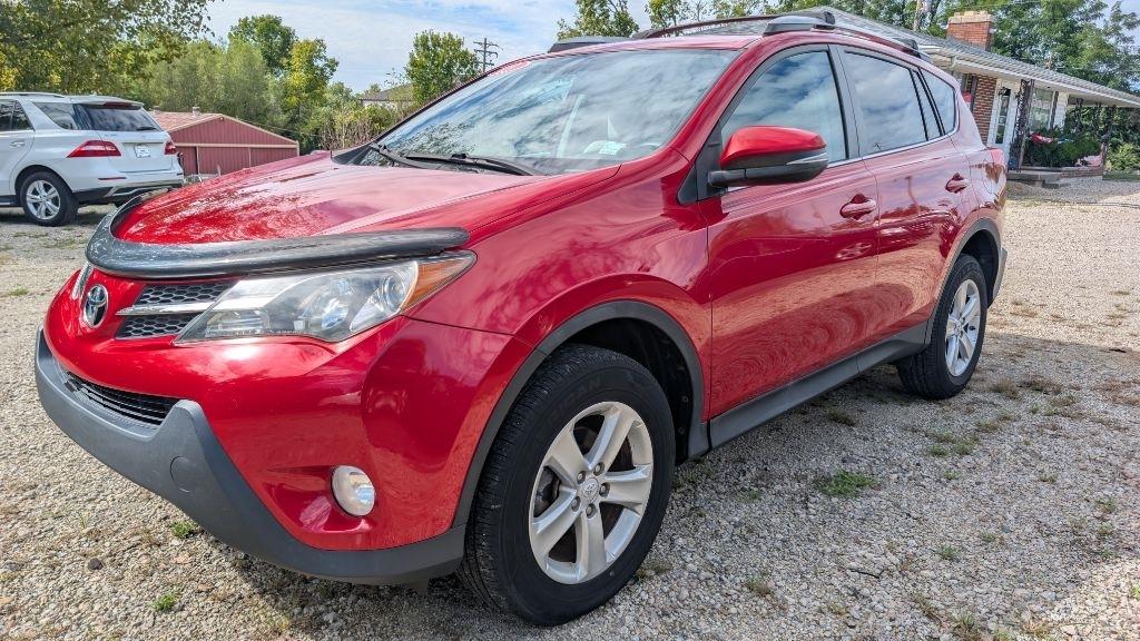 Toyota RAV4 XLE AWD 2013