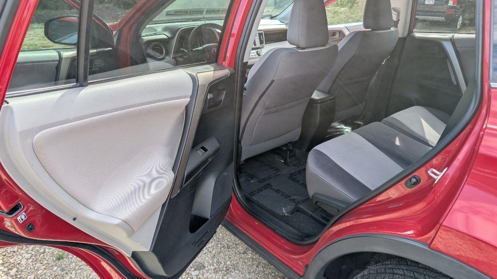 Toyota RAV4 XLE AWD 2013