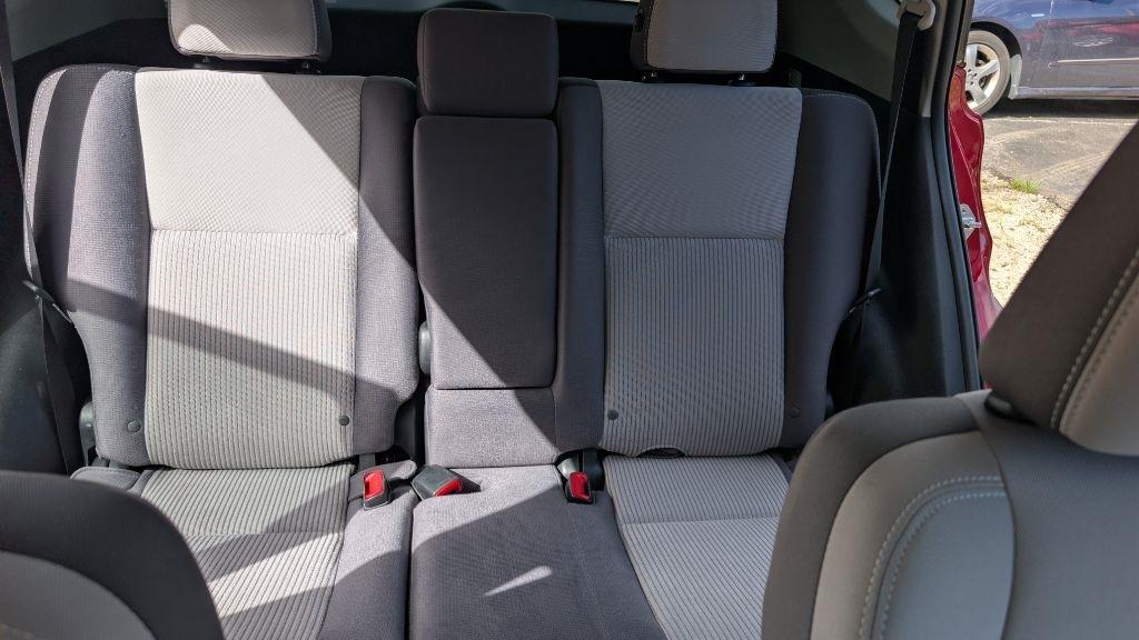 Toyota RAV4 XLE AWD 2013