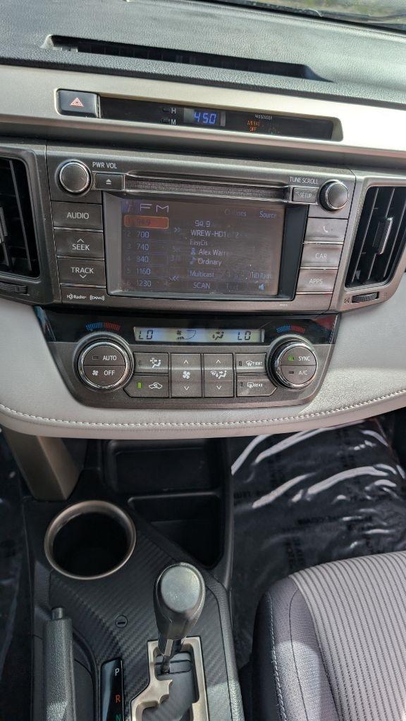 Toyota RAV4 XLE AWD 2013