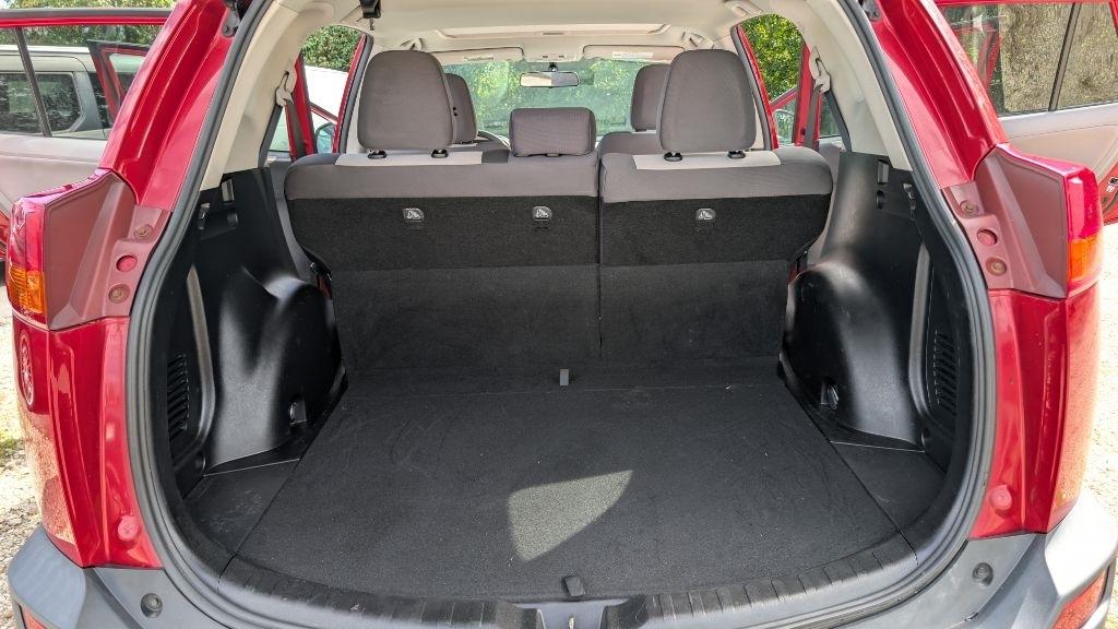 Toyota RAV4 XLE AWD 2013