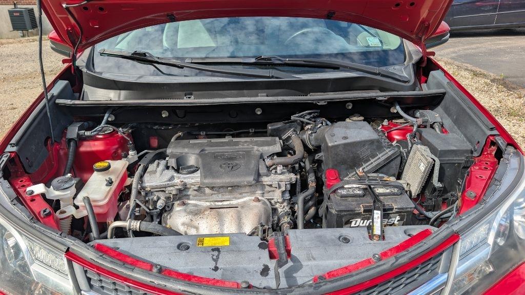 Toyota RAV4 XLE AWD 2013