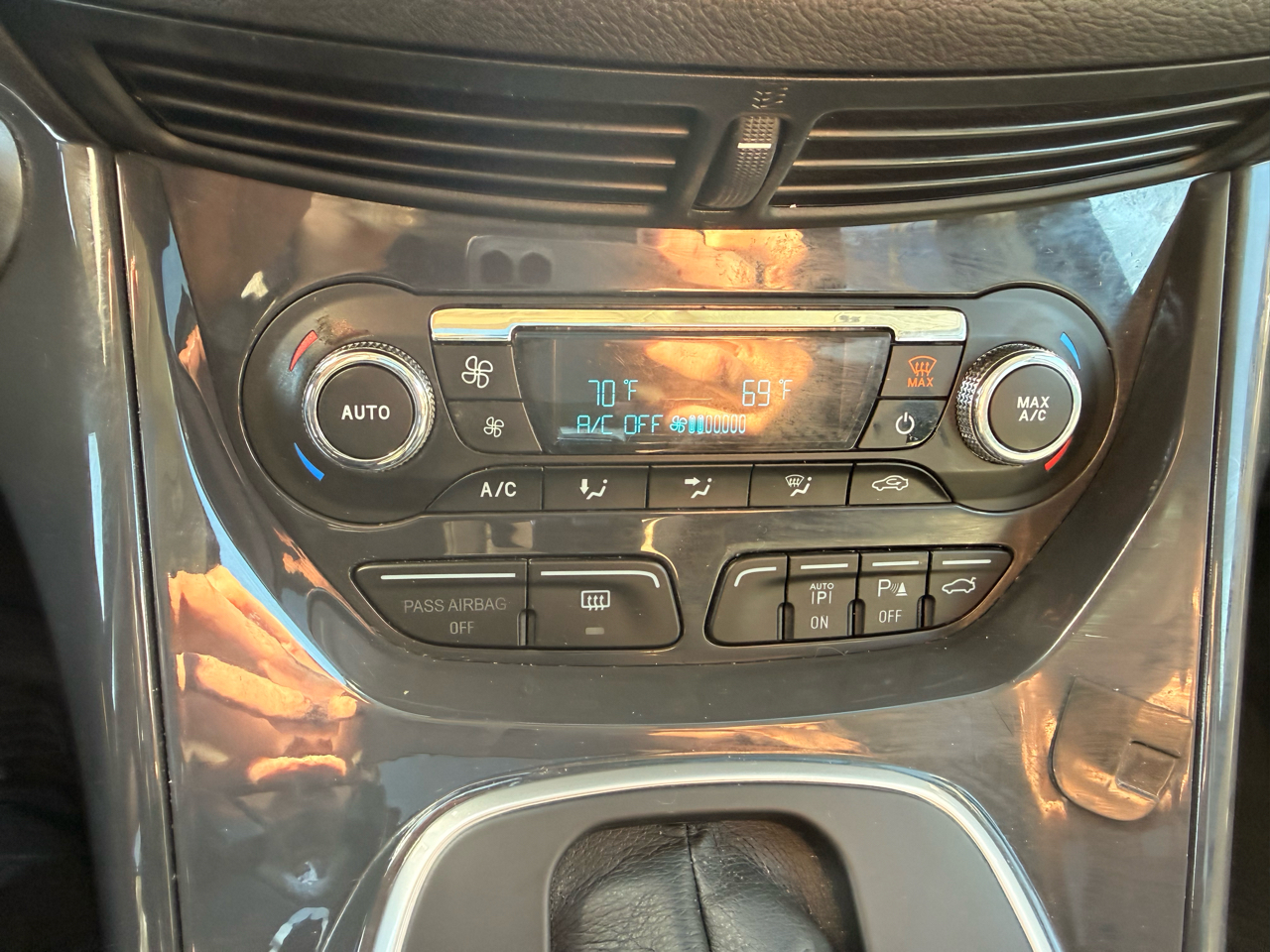 Ford Escape 4WD 4dr Titanium 2013