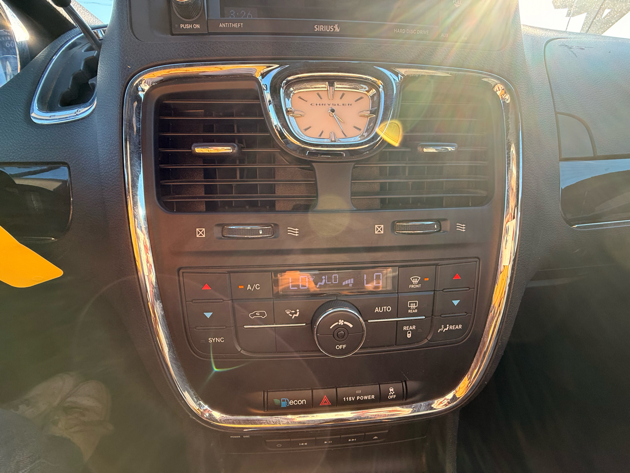 Chrysler Town & Country 4dr Wgn S 2014