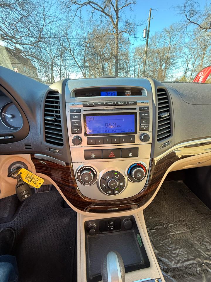 Hyundai Santa Fe FWD 4dr I4 GLS 2012