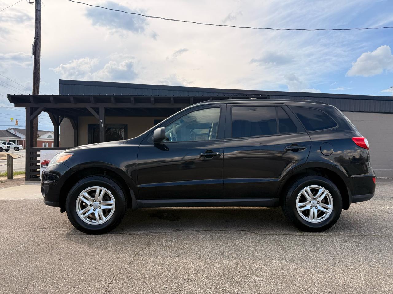 Hyundai Santa Fe FWD 4dr I4 GLS 2012