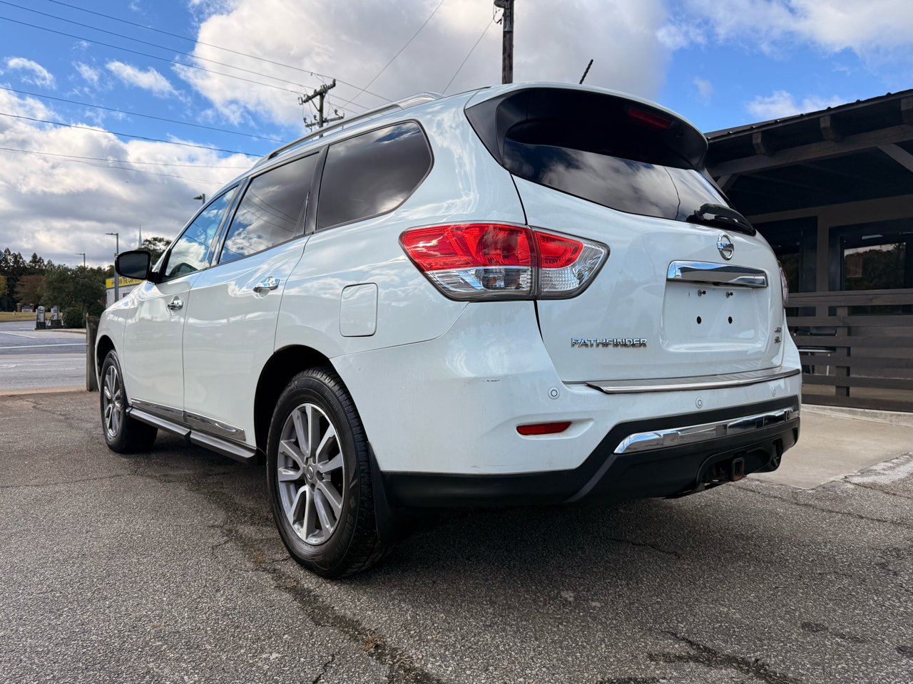 Nissan Pathfinder 4WD 4dr SL 2015