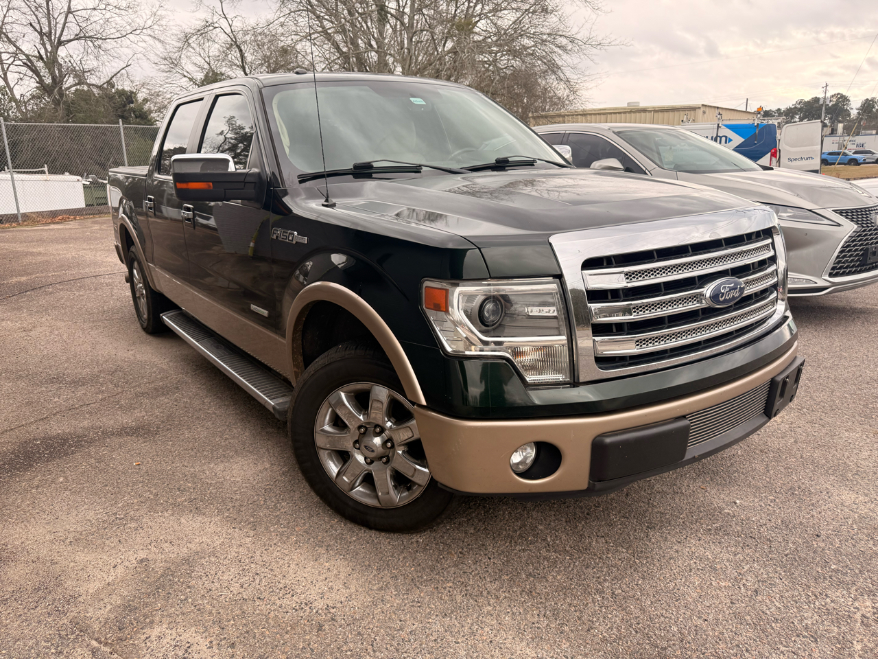 Ford F-150 2WD SuperCrew 145" Lariat 2013